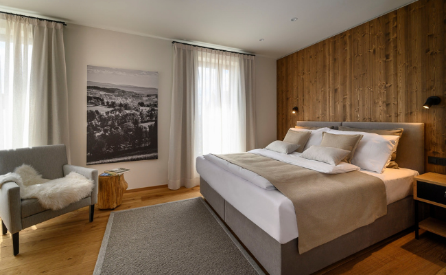 Zobacz wszystkie produkty UNAR – meble hotelowe i materace